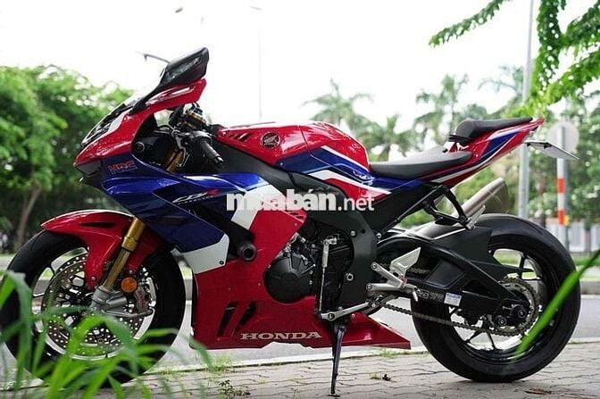 😘🙂‍↔️ HONDA CBR1000RRR ODO 5K SIEU LUOTTT