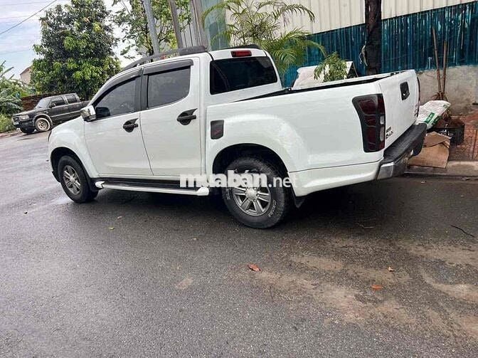 Isuzu D-Max 2016 Trắng