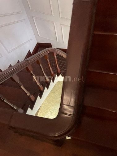 Cc Cần Bán Nhà 3,5T Hồ Hoàng Cầu - Mai Anh Tuấn Dt90m mt 8m đường hè  