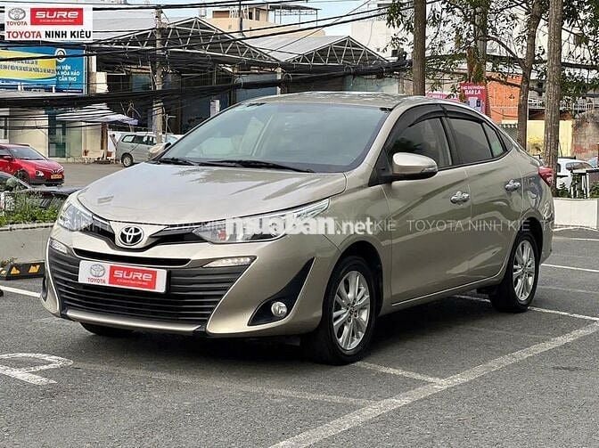 Toyota Vios 2020 1.5G Nâu vàng