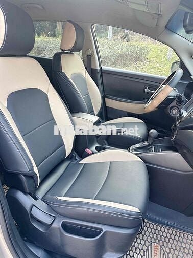 Bán Kia Rondo máy dầu, số tự động, 7 chỗ cực đẹp