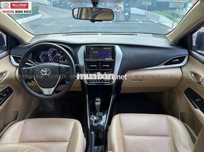 Toyota Vios 2020 1.5G Nâu vàng
