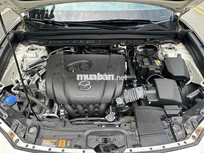 Mazda Cx 30 2024 Đk 2025 2.0Luxury Trắng 18000Km
