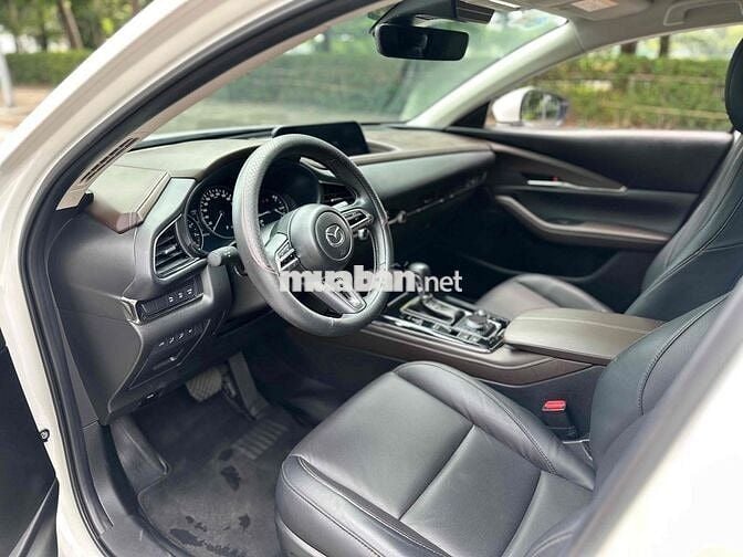 Mazda Cx 30 2024 Đk 2025 2.0Luxury Trắng 18000Km