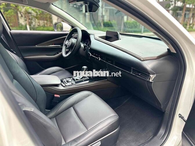 Mazda Cx 30 2024 Đk 2025 2.0Luxury Trắng 18000Km