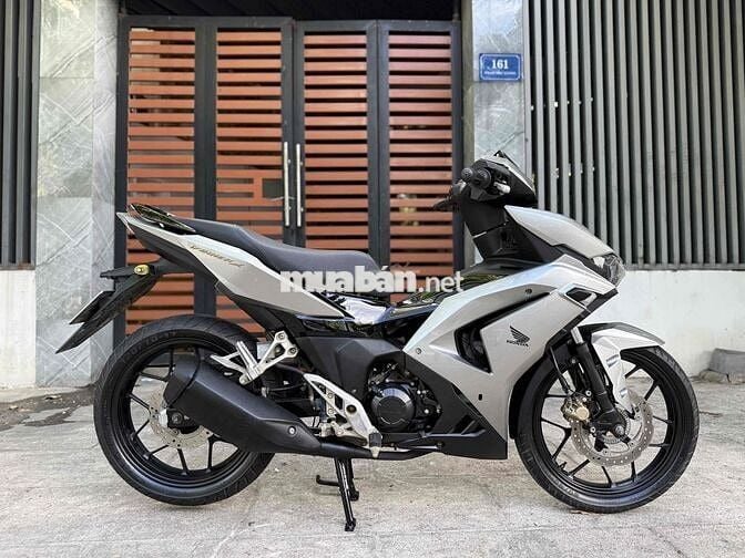 Winner V3 Abs 2022 Bạc B.số 43 Góp trả trước 4tr