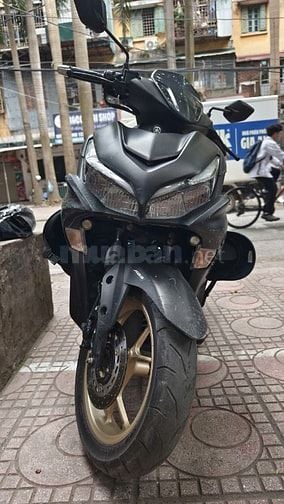chính chủ cần bán Yamaha NVX v2 155