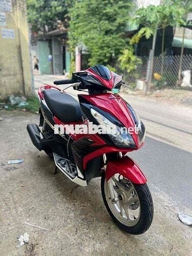 Honda Air Blade Fi Đỏ đen, biển số thành phố