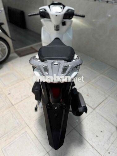 Honda SH125 CBS 2026 Trắng 100km