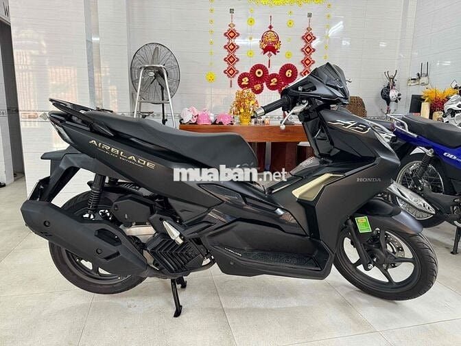 Honda Airblade 4Val 125cc 2025 Đen 900 km Như Mới