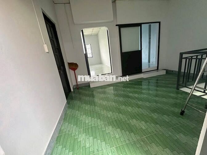 2tỷ1 nhà 4PN Dương Công Khi 7mx12m - sổ hồng riêng