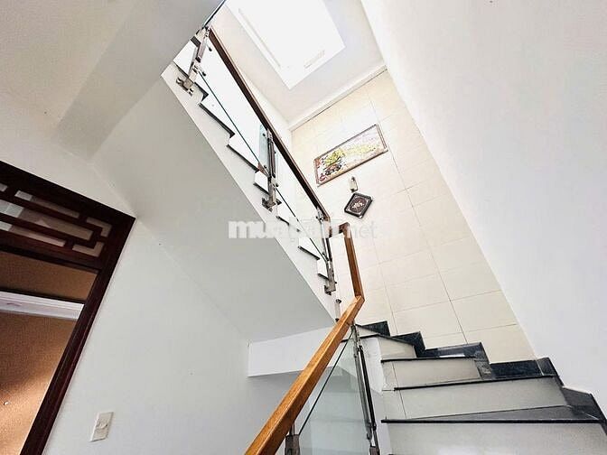 Biệt Thự Góc 2 Mặt Tiền Linh Xuân - 111m2 - Ngang 5m Nở Hậu 8.2m