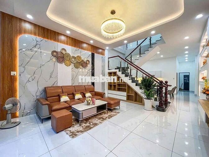 Chủ chuyển công tác cần bán nhà gần văn miếu Trấn Biên, 650tr sở hữu