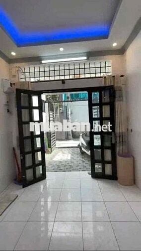 Cho thuê nhà NC trệt lầu có sân xe.2pn2wc. Nghĩa Hưng p6, Tân Bình
