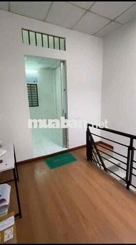 Cho thuê nhà NC trệt lầu có sân xe.2pn2wc. Nghĩa Hưng p6, Tân Bình