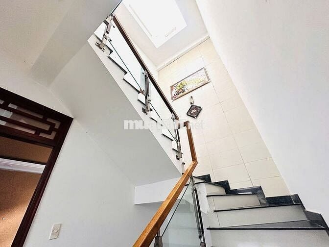 Biệt Thự Góc 2 Mặt Tiền Linh Xuân - 111m2 - Ngang 5m Nở Hậu 8.2m