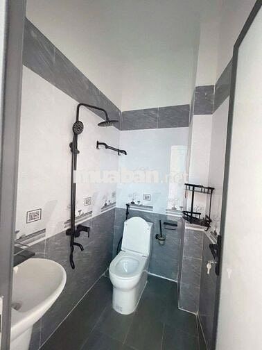 Xây 2 tầng Ngang 7m full 100m2 hẻm 201/2A Lê Duẩn, tp Buôn Ma Thuột