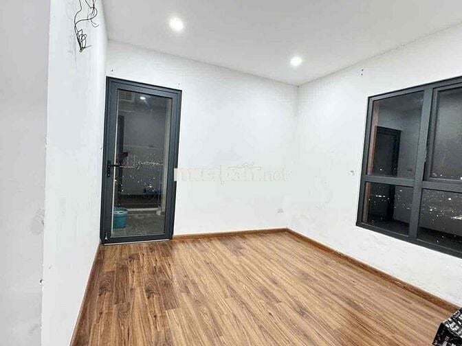 Cho thuê căn hộ cc Samsora Quang Trung, Hà Đông, miễn trung gian