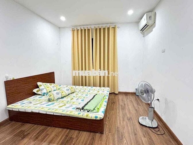 Cho thuê căn hộ cc Samsora Quang Trung, Hà Đông, miễn trung gian