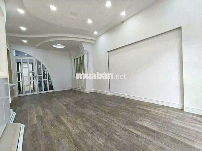 Gần ĐH Văn Lang – Nhà 4 Lầu 8PN – Kinh Doanh, Mua Bán, VP Đều Đẹp