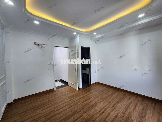TRỆT LỬNG 2 LẦU SÂN THƯỢNG CẠNH VẠN PHÚC
