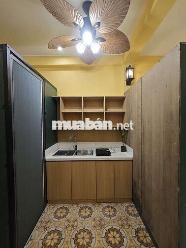 Phòng nguyên sàn, gần công viên Hoàng Văn Thụ, Full nội thất