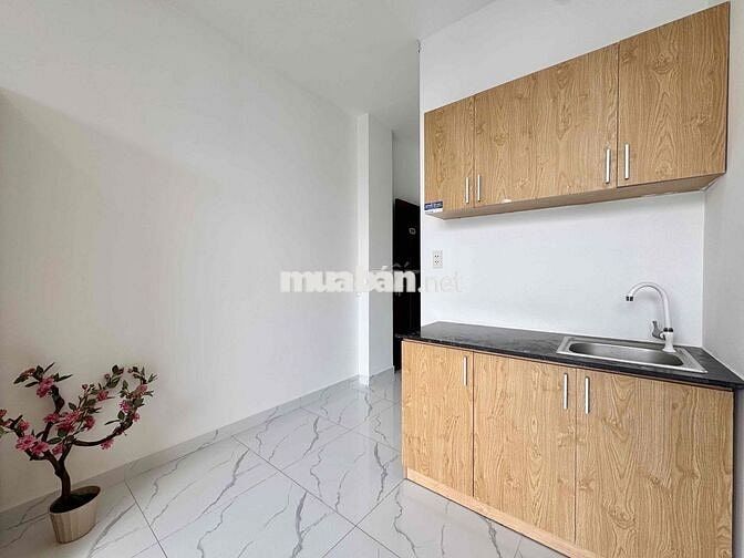 CĂN HỘ STUDIO BANCONG - MẶT TIỀN TÔ HIẾN THÀNH, QUẬN 10