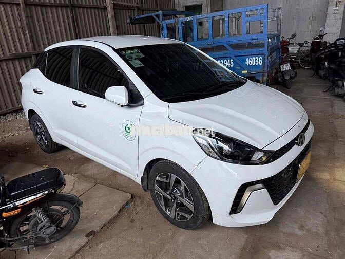 Hyundai Grand i10 2024 52000 km Trắng
