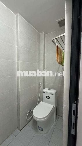thuê nhà nguyên căn 224 Phan Đình Phùng P1 Phú Nhuận 