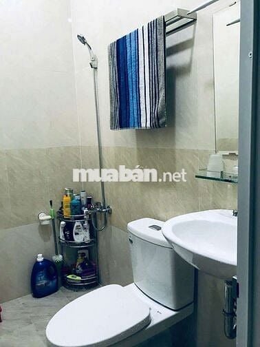 Cho thuê nhà nguyên căn.Đường Nguyễn Thông, Phường 9. Quận 3