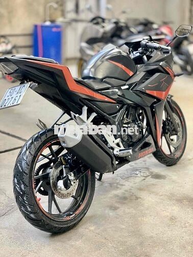 CBR150R 2018 Máy Zin Chính Chủ BSTP Xe Đẹp Giá Tốt
