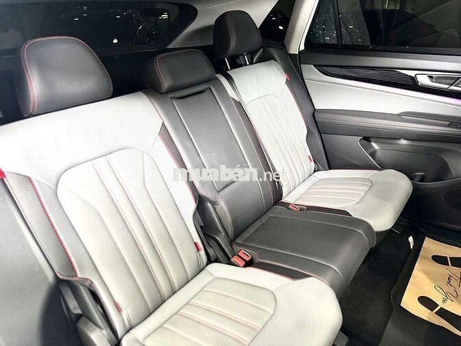 Volkswagen Teramont X Platinum 2025 cực đẹp
