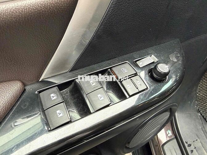 Toyota Fortuner 2017 Nâu Tự động - 650TR