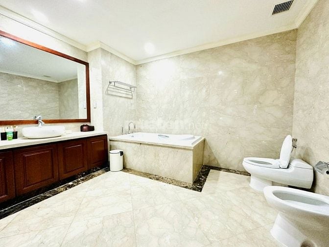 GÓC CHO THUÊ 📍 Vincom Đồng Khởi, 72 Lê Thánh Tôn, Quận 1