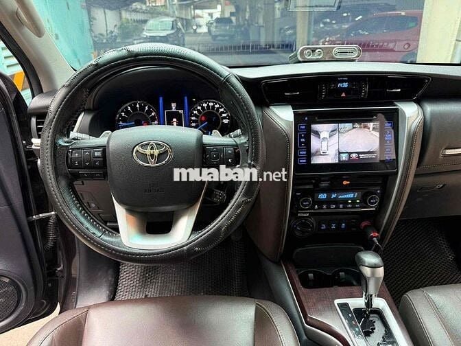 Toyota Fortuner 2017 Nâu Tự động - 650TR