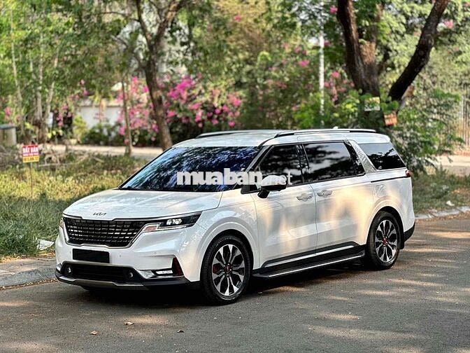 Kia Carnival 2023 2.2D Premium 7S