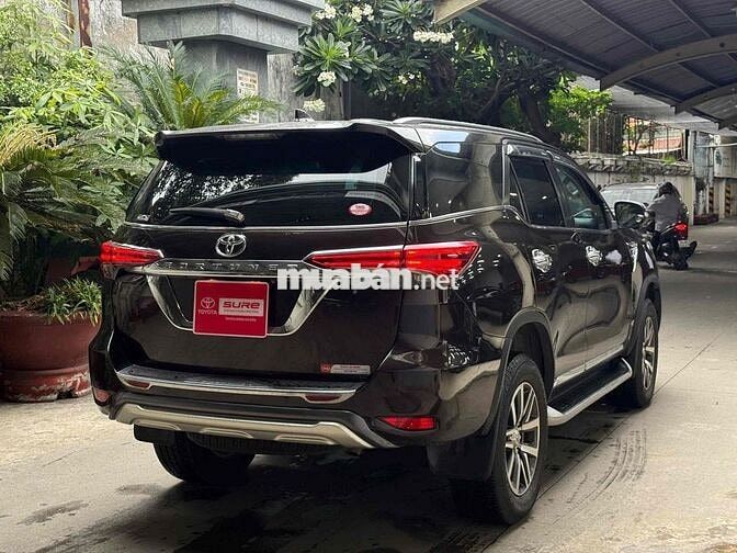 Toyota Fortuner 2017 Nâu Tự động - 650TR