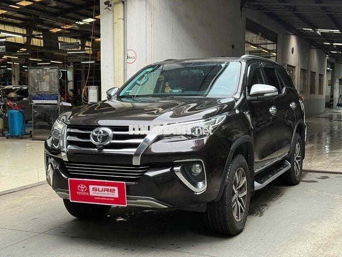 Toyota Fortuner 2017 Nâu Tự động - 650TR
