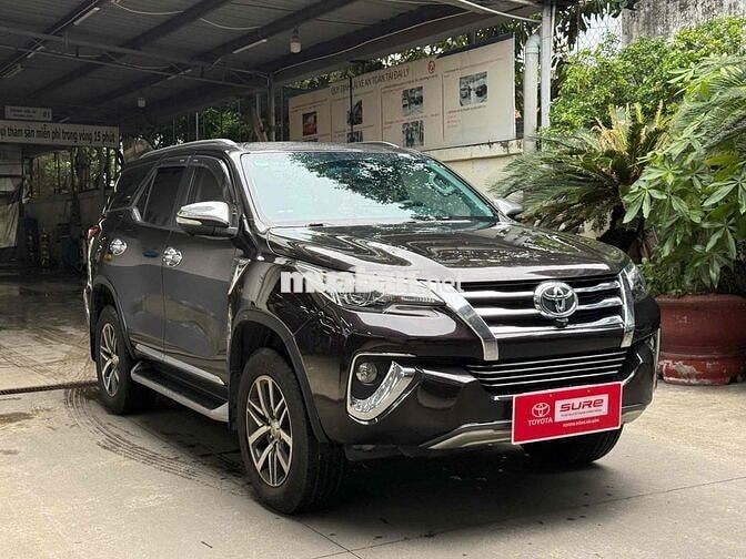 Toyota Fortuner 2017 Nâu Tự động - 650TR