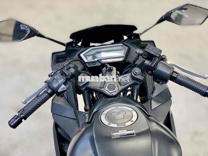 CBR150R 2018 Máy Zin Chính Chủ BSTP Xe Đẹp Giá Tốt