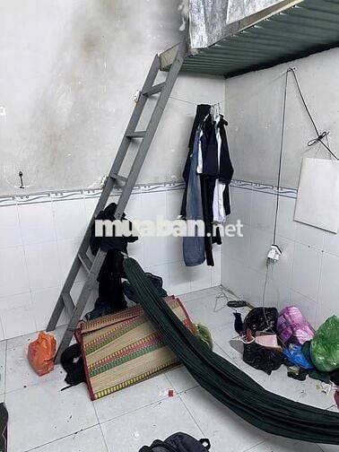 Cho thuê phòng trọ có lối đi riêng, có gác lửng