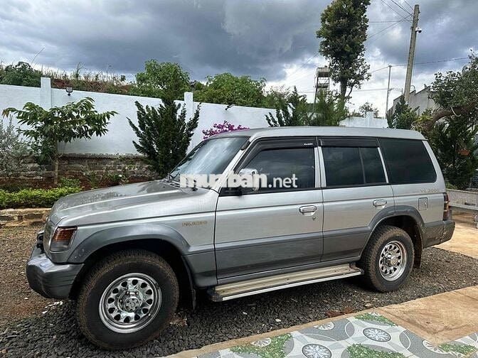 PAJERO V33 2002