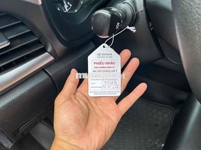 Toyota Hilux 2020 màu Đỏ