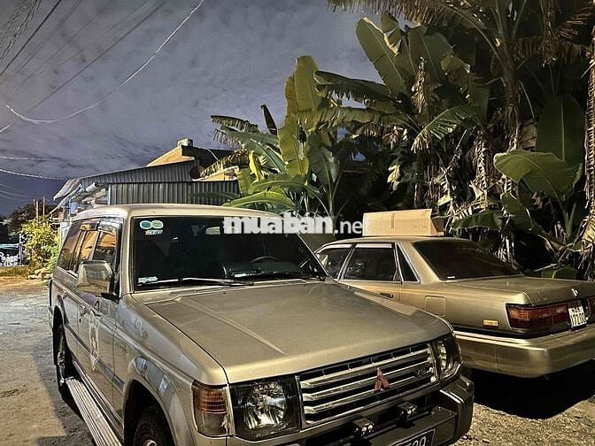 PAJERO V33 2002