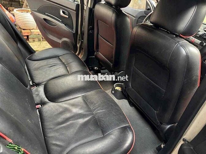 Kia Morning 2011 Số tự động Vàng cát 5 chỗ