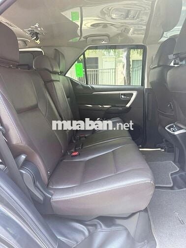 Toyota Fortuner 2.7V 4x2 AT Xám 2018