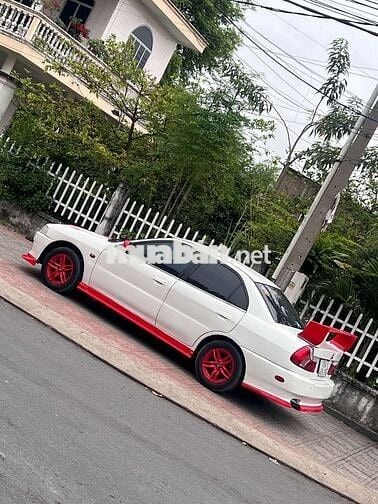 Mitsubishi Lancer 2001 Trắng