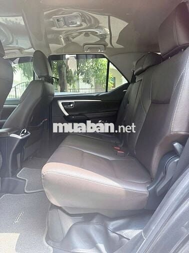 Toyota Fortuner 2.7V 4x2 AT Xám 2018