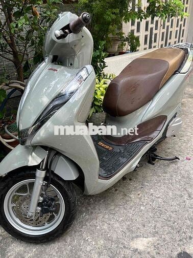 Honda Lead 2028 Smartkey Xám