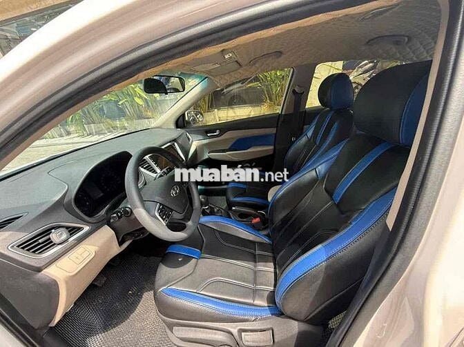 Hyundai Accent 2024 bản tiêu chuẩn màu Trắng